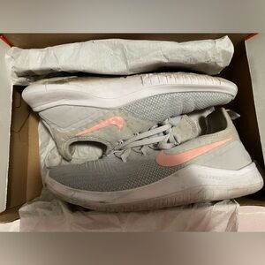 women’s nike free train 8